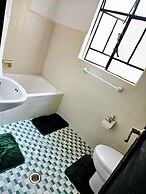 Singular Antara Polanco