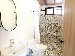 Singular Antara Polanco