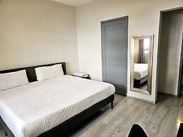 Singular Antara Polanco