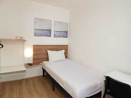 Singular Antara Polanco