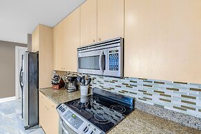 Sea Breeze 1011 Penthouse