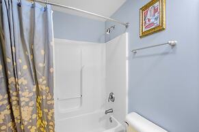 Sea Breeze 1011 Penthouse