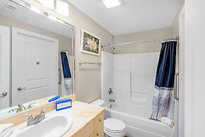 Sea Breeze 1011 Penthouse