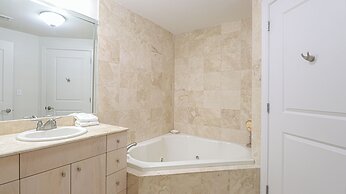 Sea Breeze 1002 Penthouse