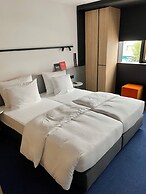 GREFIS Hotel
