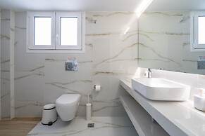 The Athens Gathering - Hip area