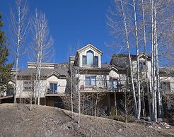 Vail Point #7 4 Bedroom Townhouse by RedAwning