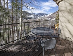 Vail Point #7 4 Bedroom Townhouse by RedAwning