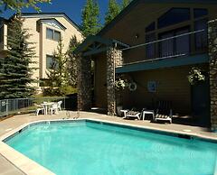 Vail Point #7 4 Bedroom Townhouse by RedAwning