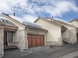Vail Point #7 4 Bedroom Townhouse by RedAwning