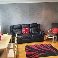 Lovely 4-bed Apartment in Harrow