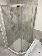 Gladstone Apartments by Bluebell Rooms