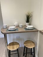 Gladstone Apartments by Bluebell Rooms