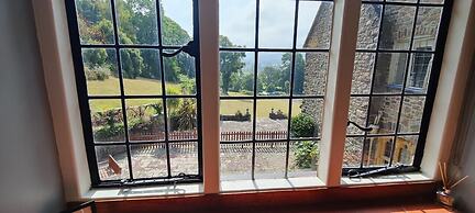 Bossington Hall