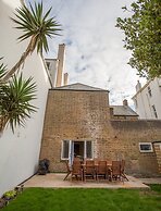 The Old Coastguard House