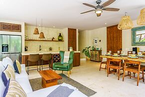 Luxury & Nature Meet Plus a Private Pool & Roof Pool