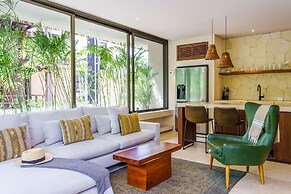 Luxury & Nature Meet Plus a Private Pool & Roof Pool
