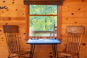 Mount Mitchell Eco Retreat