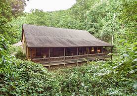 Mount Mitchell Eco Retreat