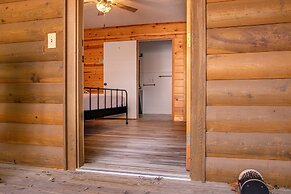 Mount Mitchell Eco Retreat