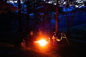 Mount Mitchell Eco Retreat