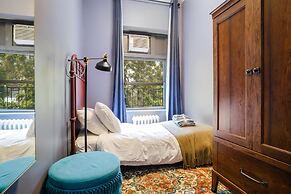 Lamartine Chelsea – Hostel