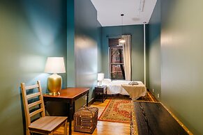 Lamartine Chelsea – Hostel