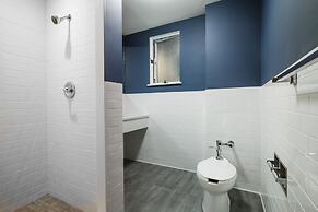 Lamartine Chelsea – Hostel