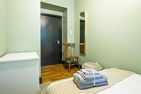 Lamartine Chelsea – Hostel