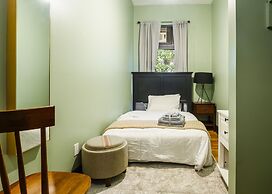 Lamartine Chelsea – Hostel