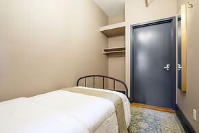 Lamartine Chelsea – Hostel