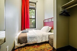 Lamartine Chelsea – Hostel