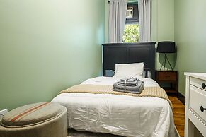 Lamartine Chelsea – Hostel