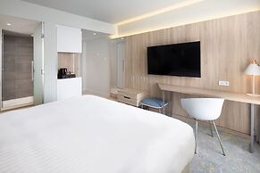 Courtyard by Marriott Paris Charles de Gaulle Central Airport