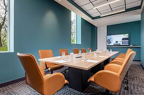 Courtyard by Marriott Paris Charles de Gaulle Central Airport