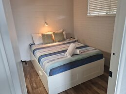 Sea-Hi Beachside Apartment