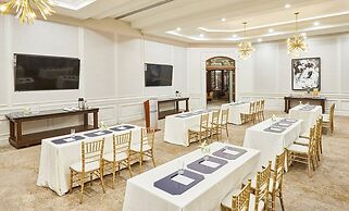 Chateau Grande Hotel