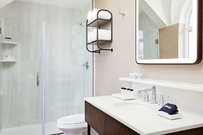 Chateau Grande Hotel