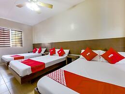 Metro Deluxe Residences