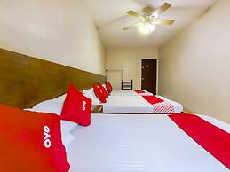 Metro Deluxe Residences