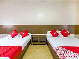 Metro Deluxe Residences