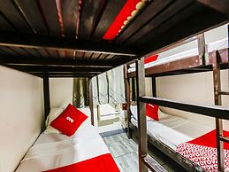 Metro Deluxe Residences