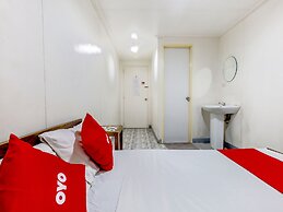 Metro Deluxe Residences