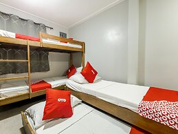 Metro Deluxe Residences