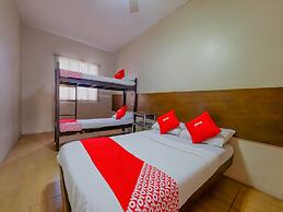 Metro Deluxe Residences