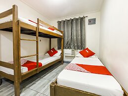 Metro Deluxe Residences