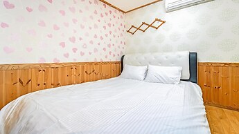 Gangneung Chengdong Aegyeon Pension