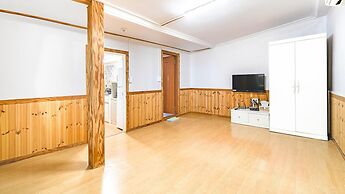 Gangneung Chengdong Aegyeon Pension