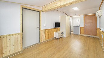 Gangneung Chengdong Aegyeon Pension