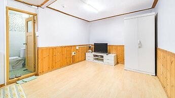 Gangneung Chengdong Aegyeon Pension